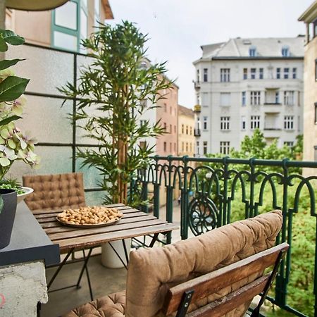 M52 Apartment - Hostaid Budapest Exterior photo