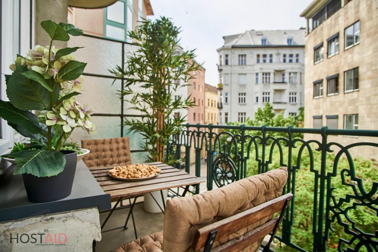 M52 Apartment - Hostaid Budapest Exterior photo