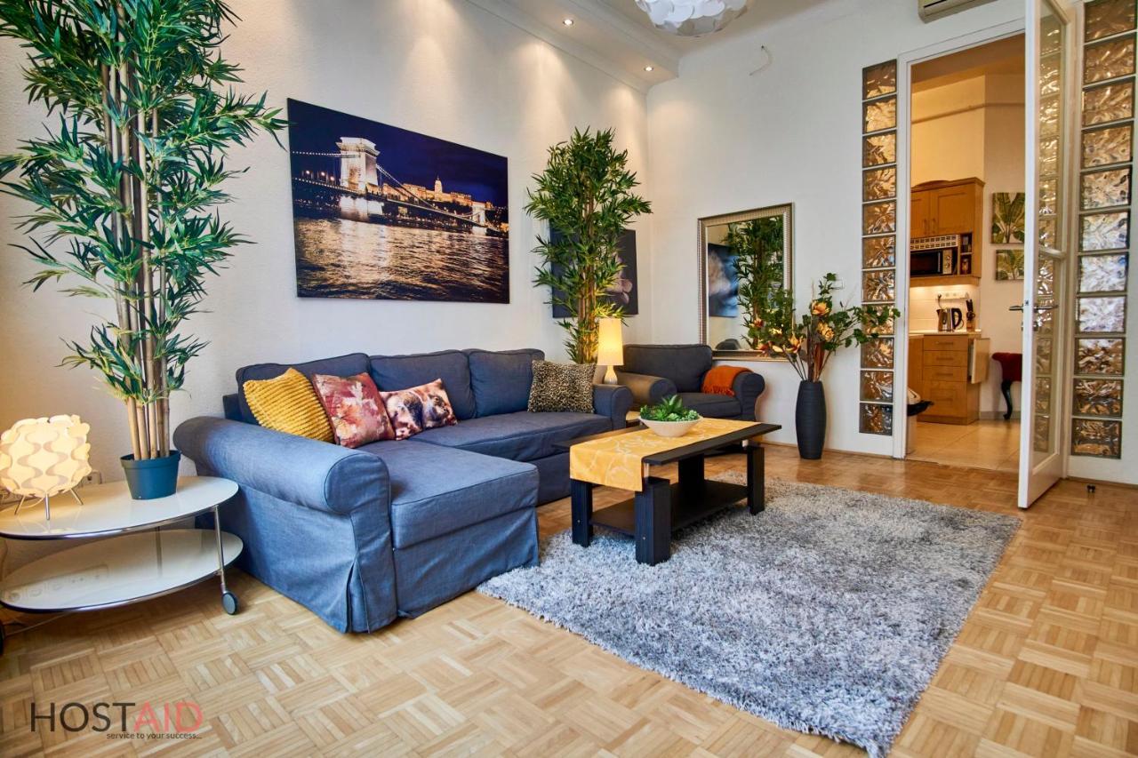 M52 Apartment - Hostaid Budapest Exterior photo
