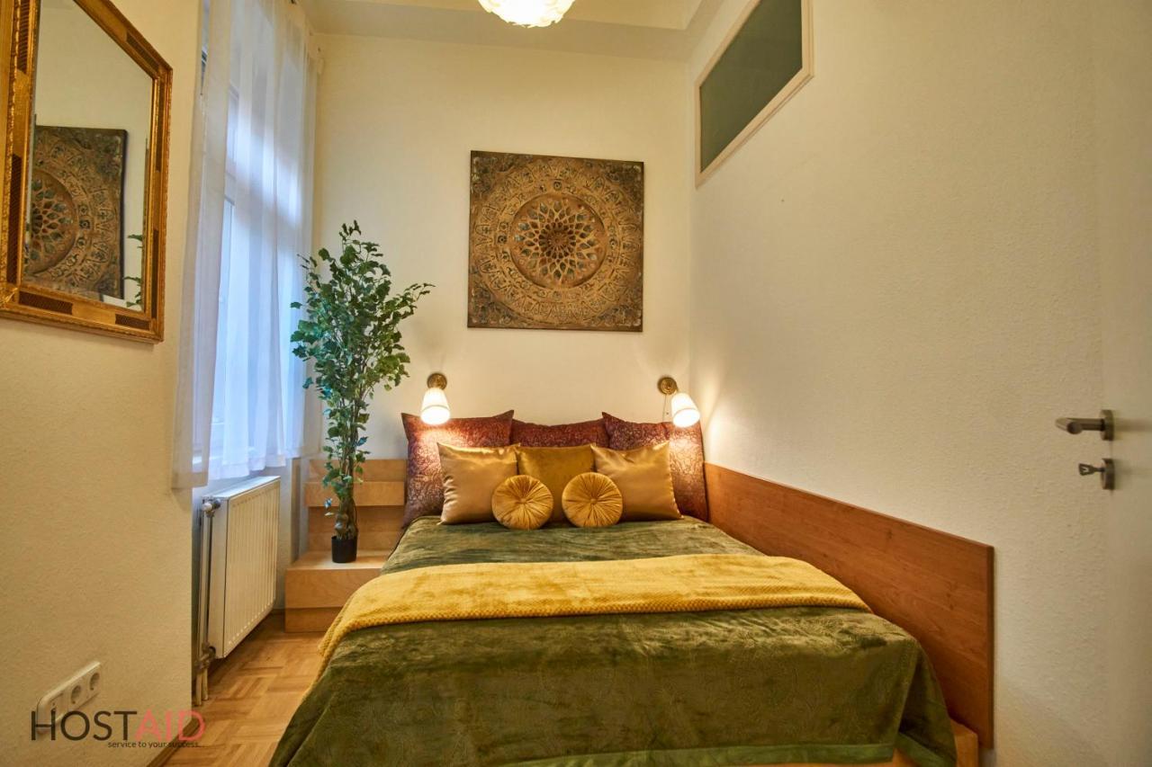 M52 Apartment - Hostaid Budapest Exterior photo