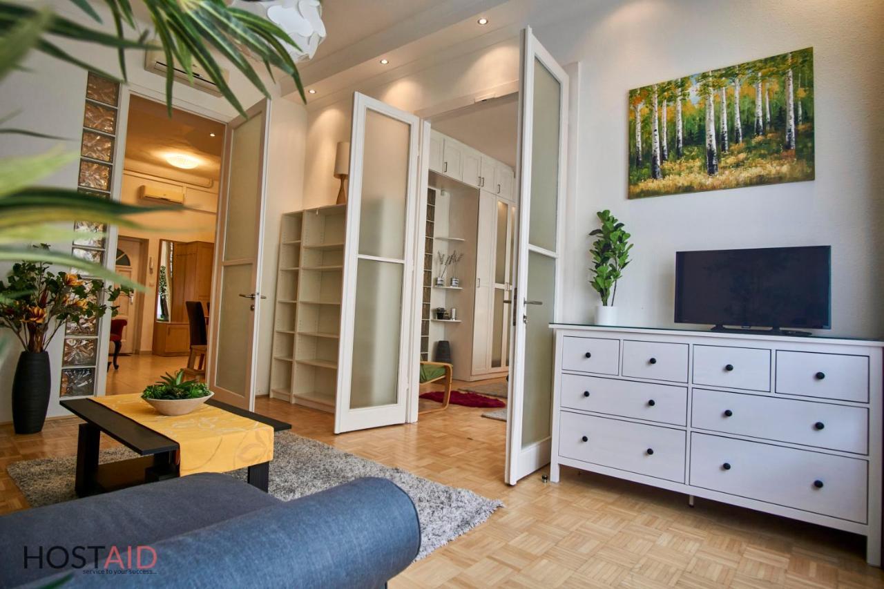 M52 Apartment - Hostaid Budapest Exterior photo